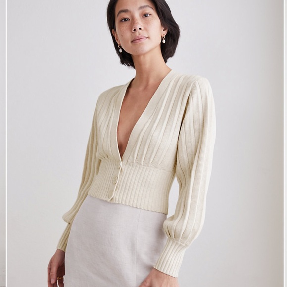 Aritzia Sweaters - Wilfred Plunge Front Cardigan